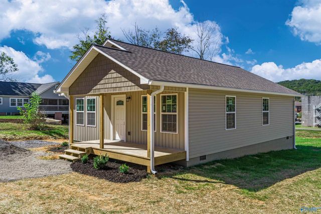 1410 Godfrey Avenue NE, Fort Payne, AL 35967