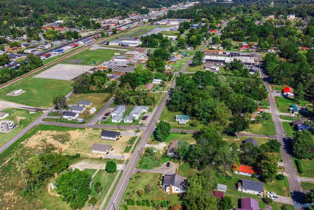 1410 Godfrey Avenue NE, Fort Payne, AL 35967