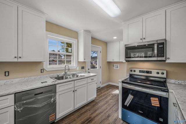 1410 Godfrey Avenue NE, Fort Payne, AL 35967