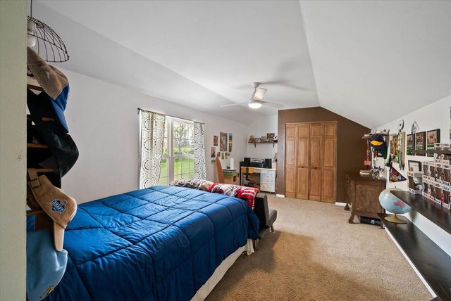 1755 Laura LANE, Port Washington, WI 53074