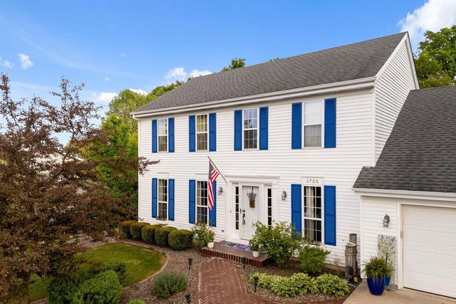 1755 Laura LANE, Port Washington, WI 53074