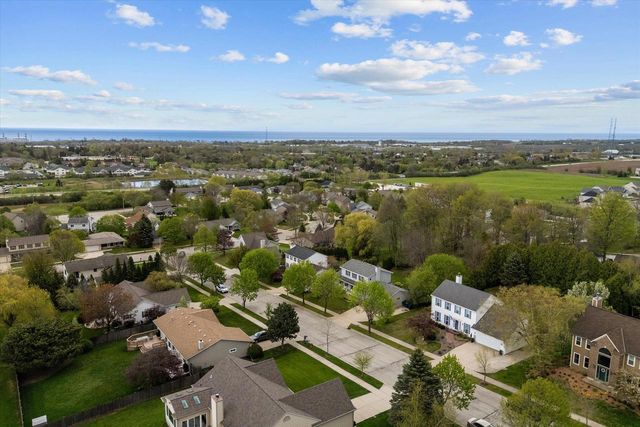 1755 Laura LANE, Port Washington, WI 53074