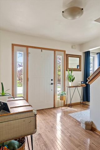 1755 Laura LANE, Port Washington, WI 53074