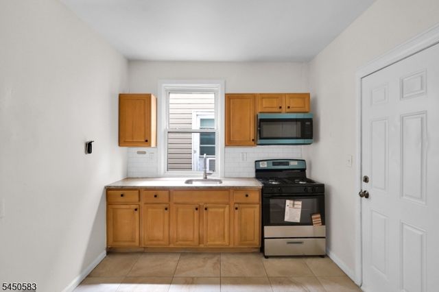491 S 17Th St, Newark City, NJ 07103