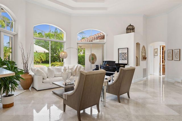 2480 Poinciana Lane, Weston, FL 33327