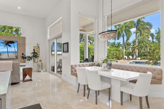 2480 Poinciana Lane, Weston, FL 33327