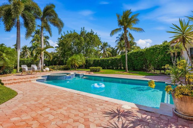 2480 Poinciana Lane, Weston, FL 33327