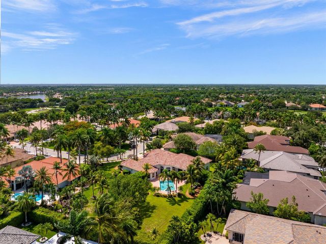 2480 Poinciana Lane, Weston, FL 33327