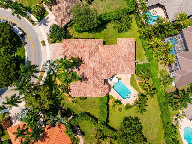 2480 Poinciana Lane, Weston, FL 33327