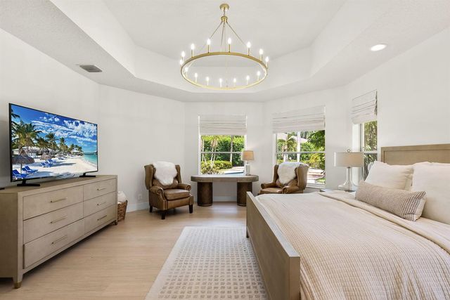 2480 Poinciana Lane, Weston, FL 33327