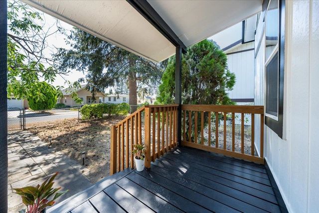 2917 N Nelson St, Spokane, WA 99207