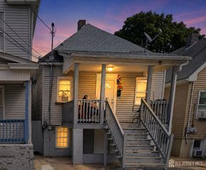 187 Hale Street, New Brunswick, NJ 08901