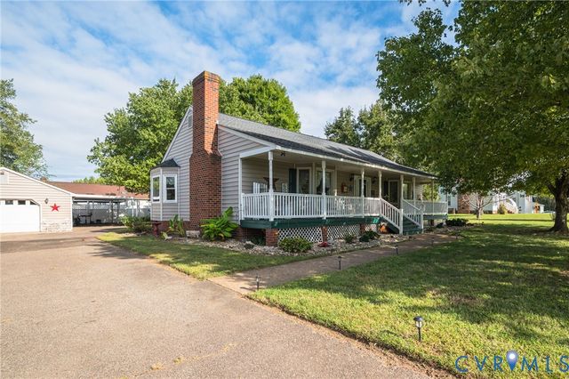 9018 Basswood Dr, New Kent, VA 23141