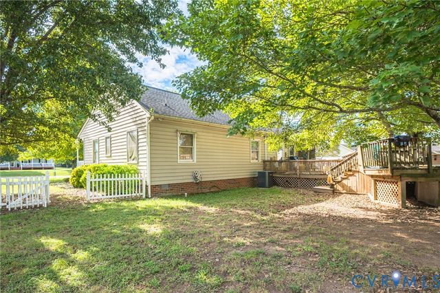 9018 Basswood Dr, New Kent, VA 23141