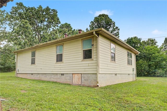 15583 S Applehill Road, Prairie Grove, AR 72753