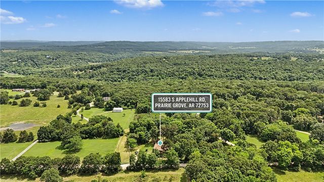 15583 S Applehill Road, Prairie Grove, AR 72753
