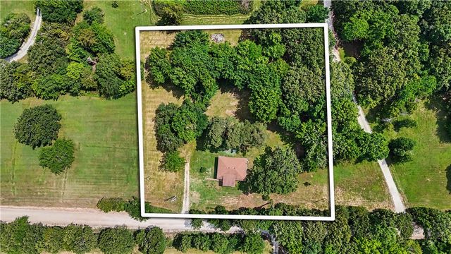 15583 S Applehill Road, Prairie Grove, AR 72753