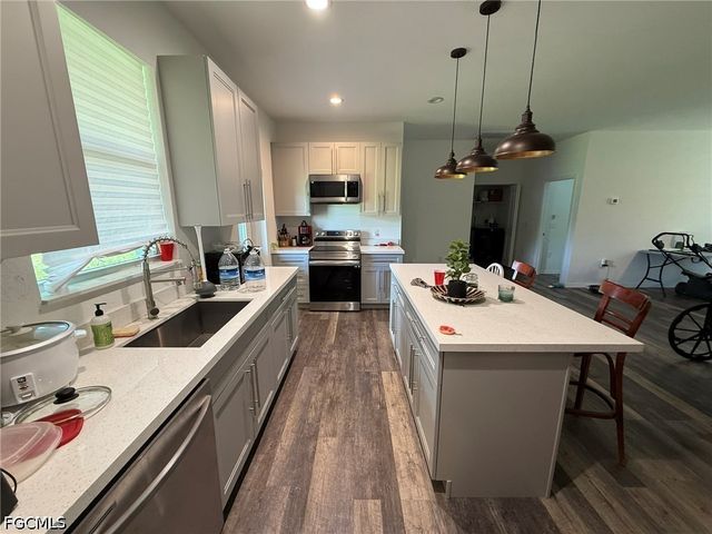 30030 Red Pine RD, Punta Gorda, FL 33982