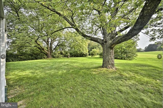 146 MANADA GAP RD, Grantville, PA 17028