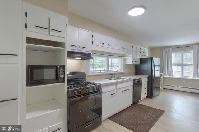 146 MANADA GAP RD, Grantville, PA 17028