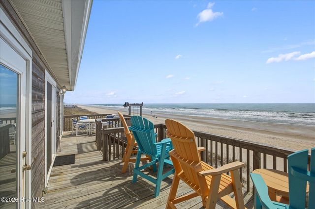 238 Topsail Road, N Topsail Beach, NC 28460