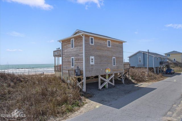 238 Topsail Road, N Topsail Beach, NC 28460