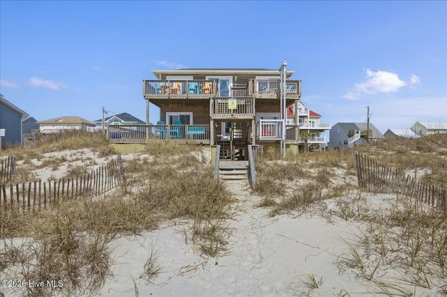 238 Topsail Road, N Topsail Beach, NC 28460