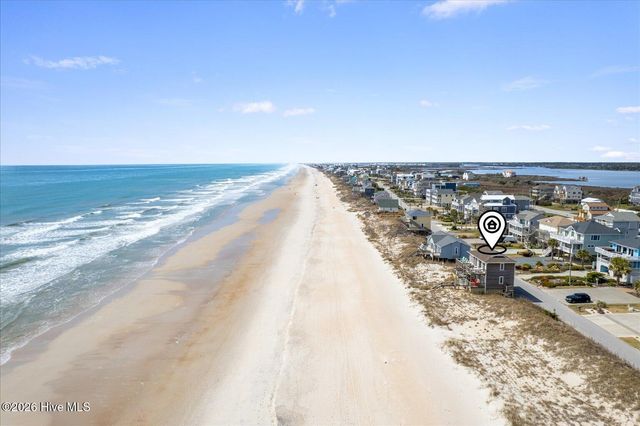238 Topsail Road, N Topsail Beach, NC 28460