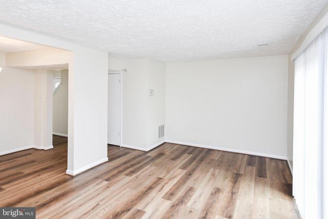 2115 N ANVIL LN, Temple Hills, MD 20748