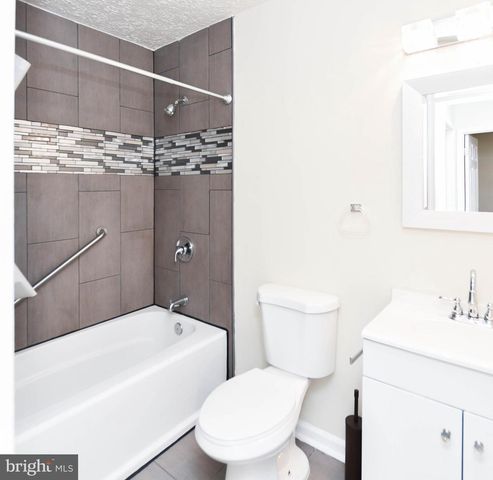 2115 N ANVIL LN, Temple Hills, MD 20748