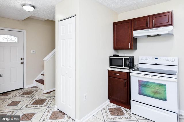 2115 N ANVIL LN, Temple Hills, MD 20748