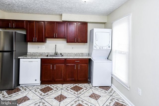 2115 N ANVIL LN, Temple Hills, MD 20748