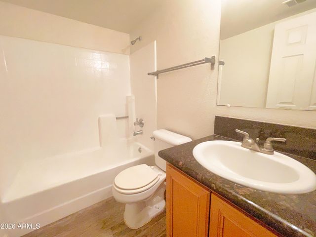 1065 W 1st Street 204, Tempe, AZ 85281