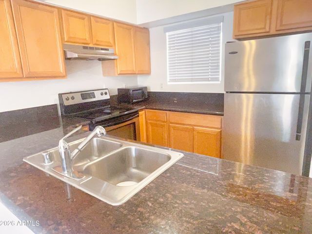1065 W 1st Street 204, Tempe, AZ 85281
