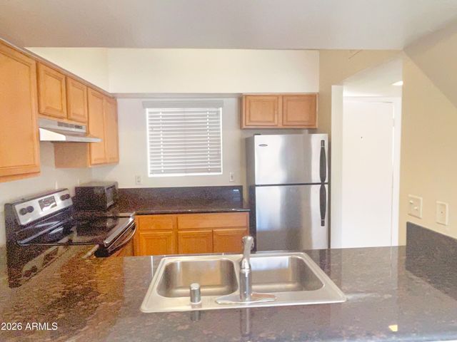 1065 W 1st Street 204, Tempe, AZ 85281