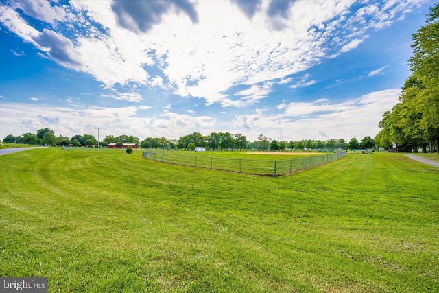 204 OLD ISLAND CT, Walkersville, MD 21793