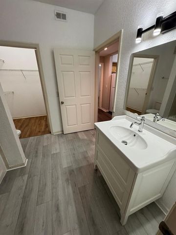 5957 WESTGATE DRIVE 1911, Orlando, FL 32835