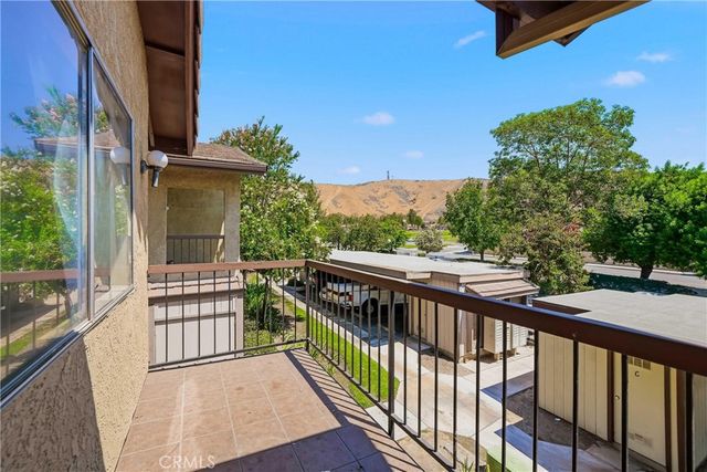 3274 Little Mountain D, San Bernardino, CA 92405