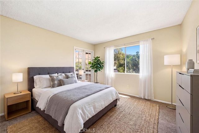 3274 Little Mountain D, San Bernardino, CA 92405