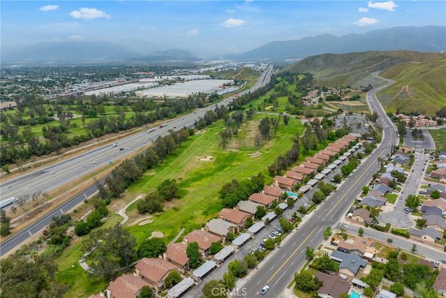 3274 Little Mountain D, San Bernardino, CA 92405