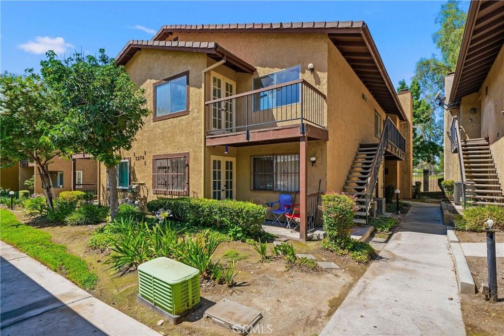 3274 Little Mountain D, San Bernardino, CA 92405