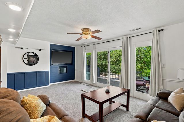 1201 S OLD HWY 63 301, Columbia, MO 65201