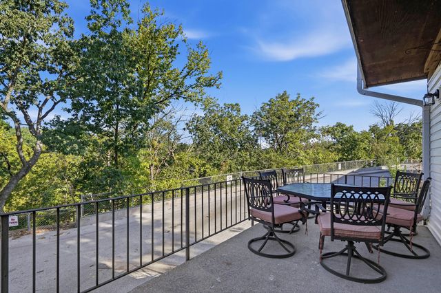 1201 S OLD HWY 63 301, Columbia, MO 65201