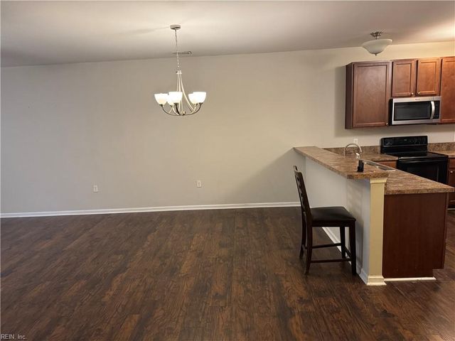 4308 Colindale Rd Apt 206, Chesapeake, VA 23321