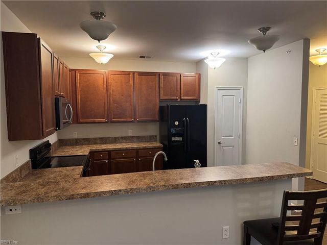 4308 Colindale Rd Apt 206, Chesapeake, VA 23321