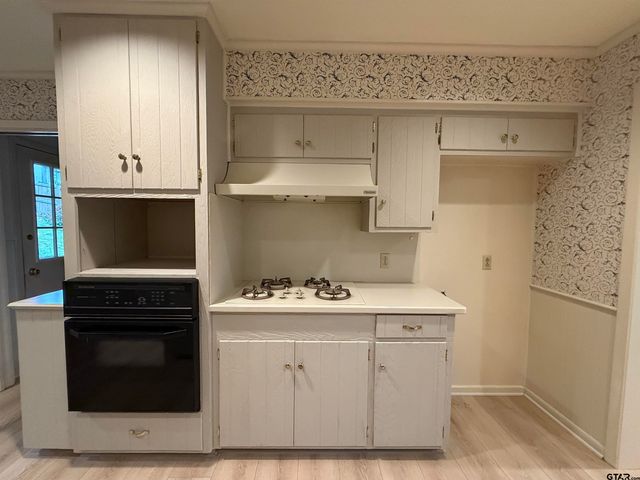 1017 Hansford Pl, Tyler, TX 75701