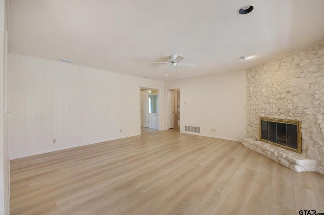 1017 Hansford Pl, Tyler, TX 75701