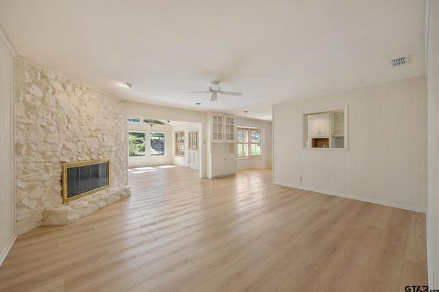 1017 Hansford Pl, Tyler, TX 75701