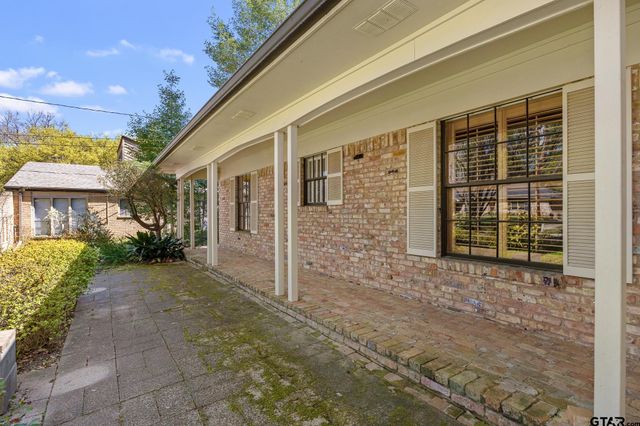 1017 Hansford Pl, Tyler, TX 75701