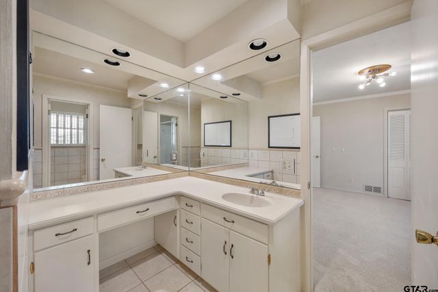 1017 Hansford Pl, Tyler, TX 75701